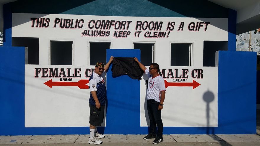 The undraping of the plaque by Post Commander Bobby Reyes and Brgy Capt. Randy Macabitas.